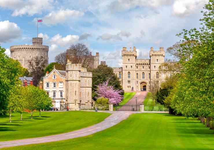 Man apprehended at Windsor Castle pleads guilty to treason offence